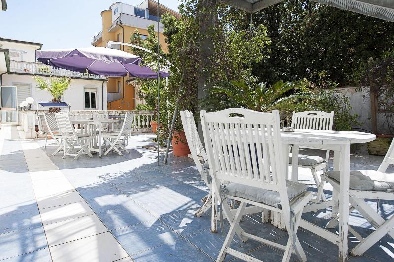 Hotel London - Teras