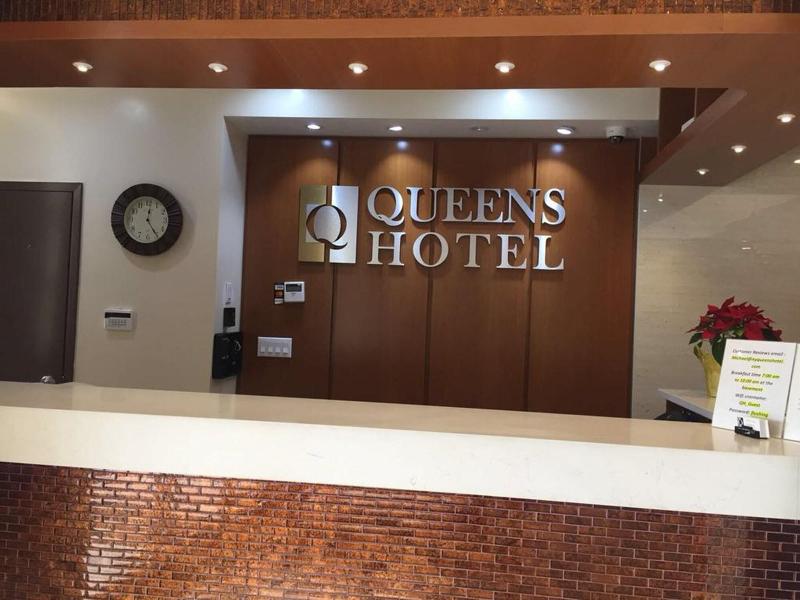 Queens Hotel - Lobi
