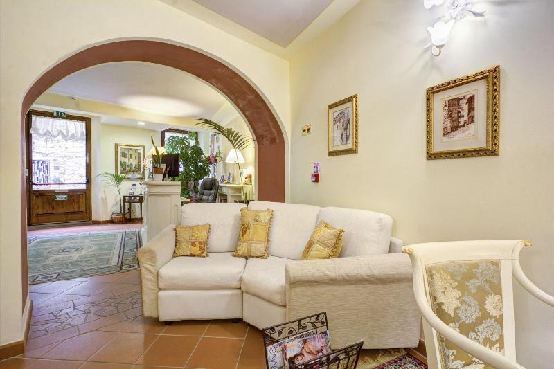 Hotel Volterra In - Lobi