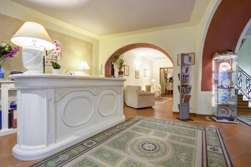 Hotel Volterra In - Lobi