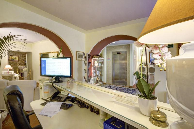 Hotel Volterra In - Lobi
