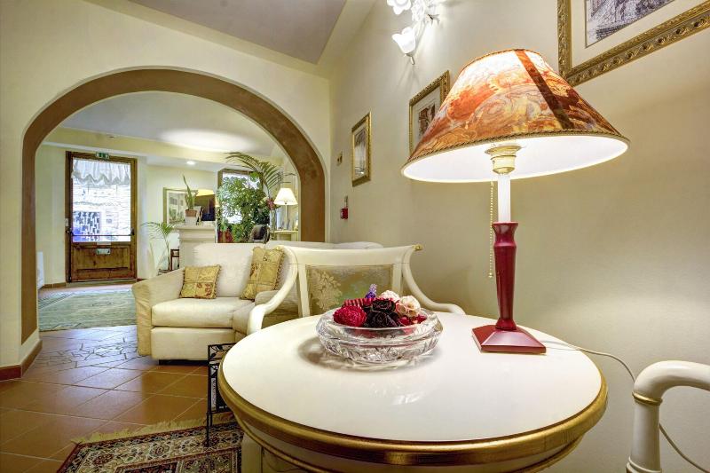 Hotel Volterra In - Lobi