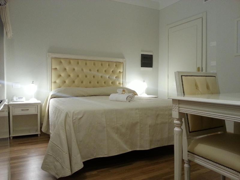 Hotel Volterra In - Oda