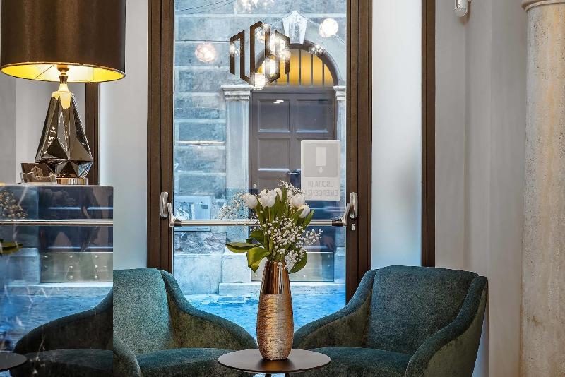 Navona Street Hotel - Lobi