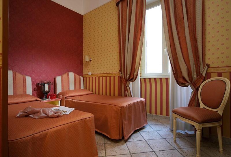 Hotel Golden - Oda