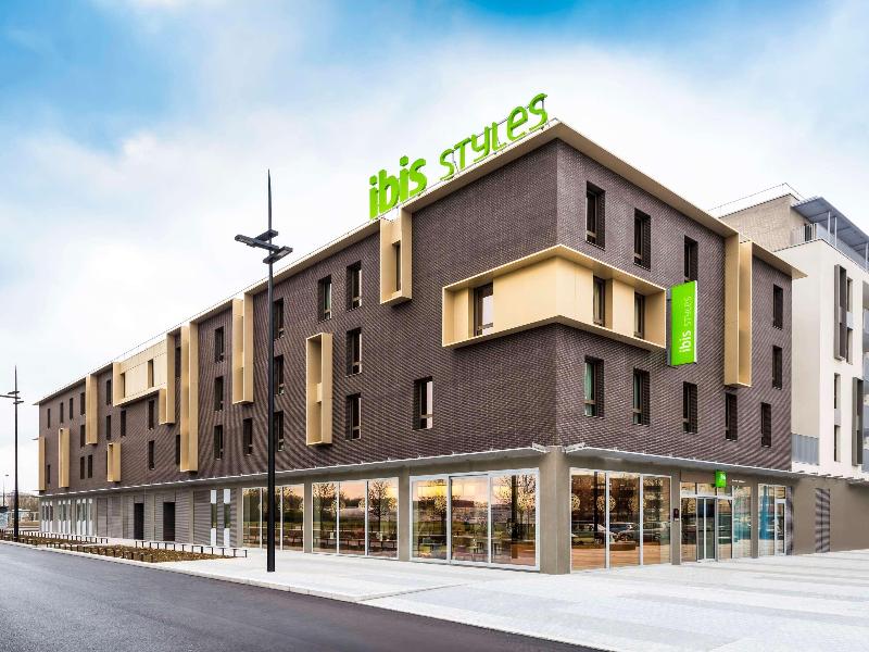 ibis Styles Guyancourt Versailles - Genel