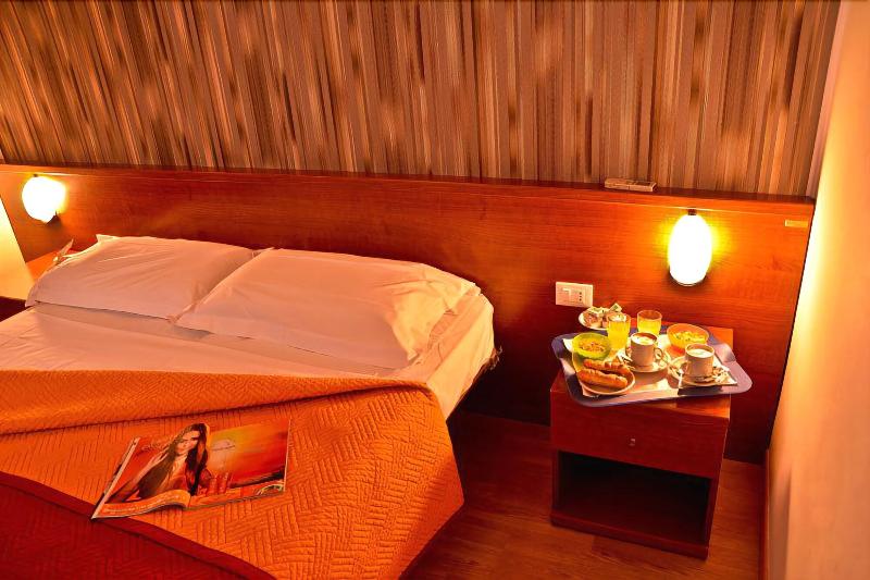 Hotel Mimosa - Oda