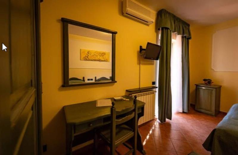Hotel Louis Ii - Oda