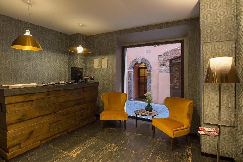 Navona Essence Hotel - Lobi