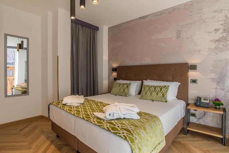 Navona Essence Hotel - Genel