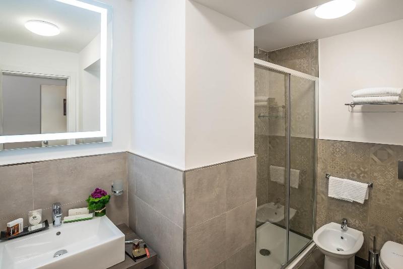 Navona Essence Hotel - Oda