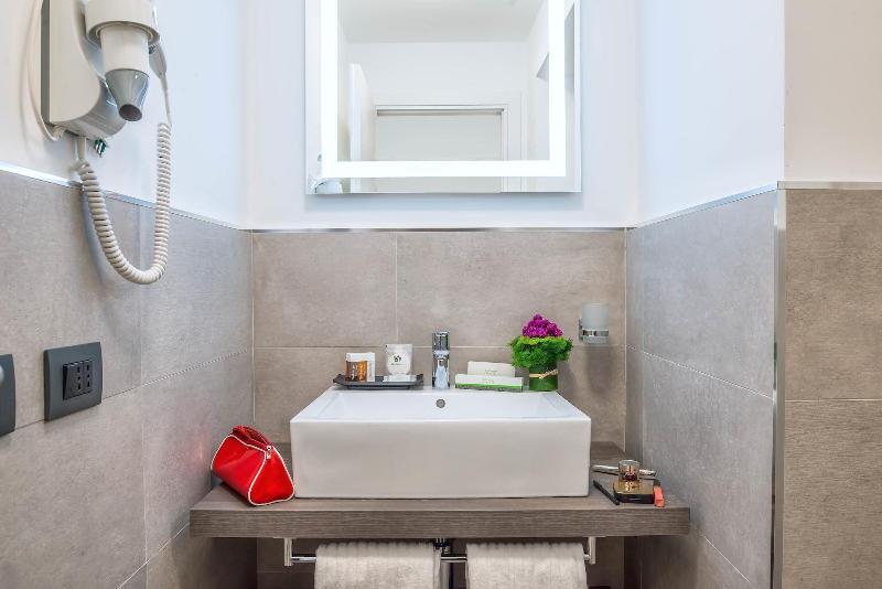 Navona Essence Hotel - Oda
