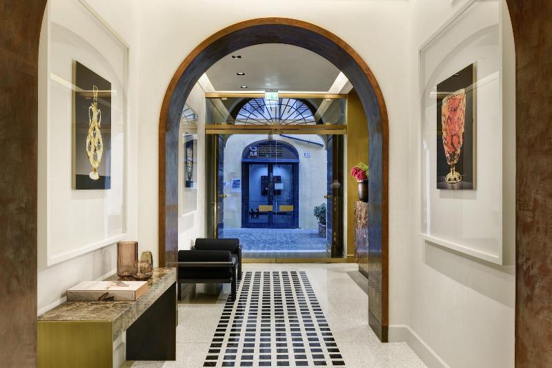 Margutta 19 - Lobi