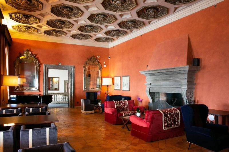 La Posta Vecchia Hotel - Lobi
