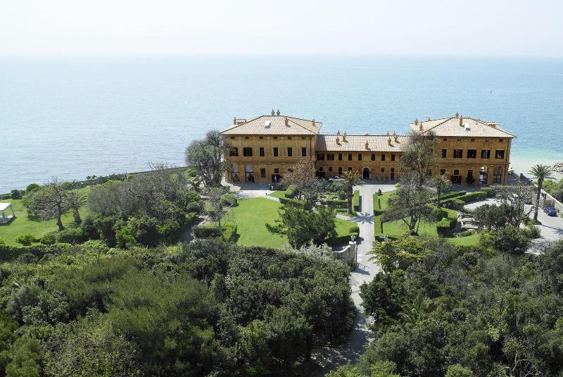 La Posta Vecchia Hotel - Genel