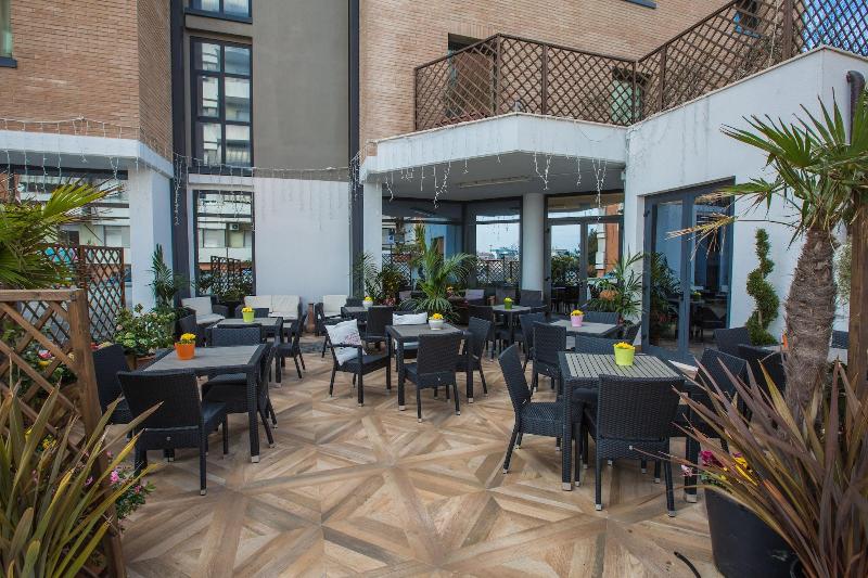 Hotel Europa - Teras