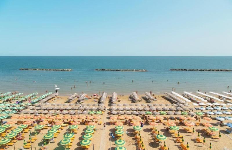 Hotel Delle Nazioni - Plaj
