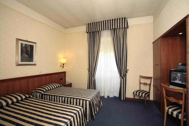 Hotel De Paris - Oda