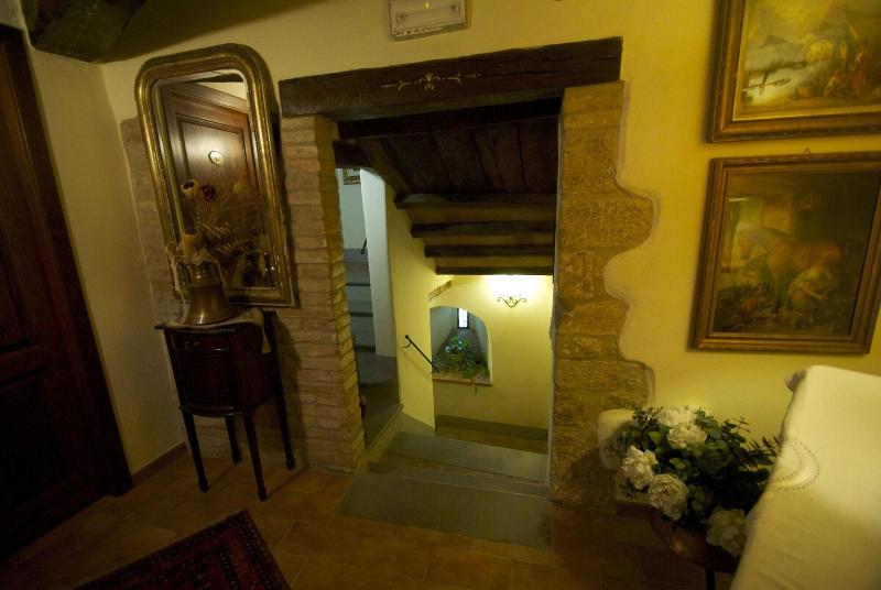 Albergo Torre Sangiovanni - Lobi
