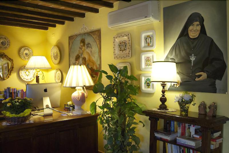 Albergo Torre Sangiovanni - Lobi