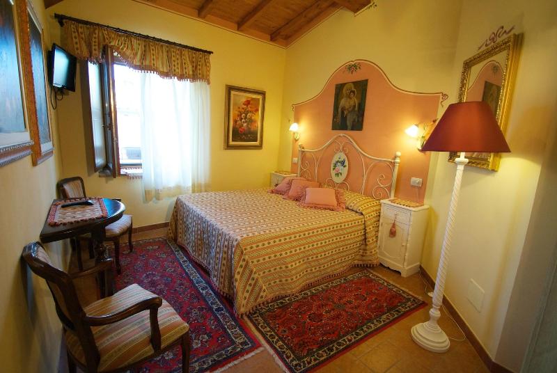 Albergo Torre Sangiovanni - Oda