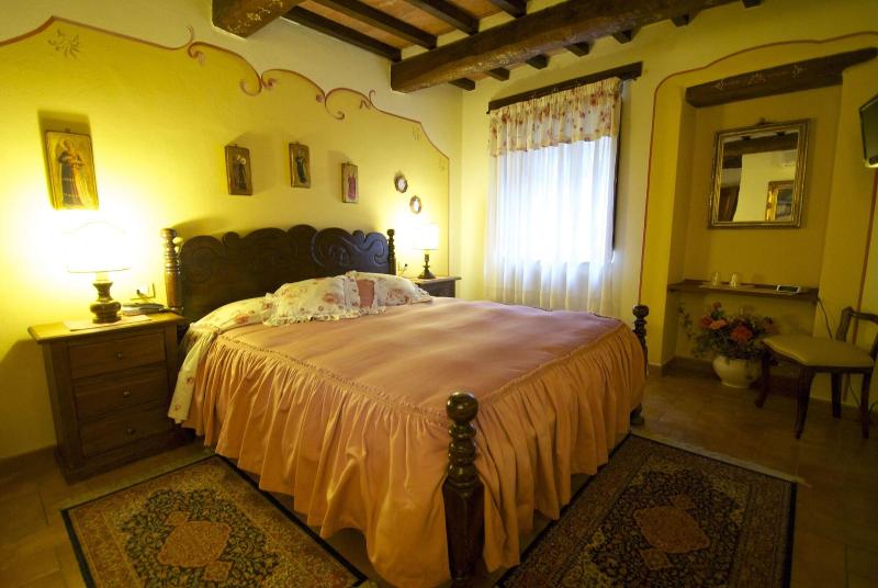 Albergo Torre Sangiovanni - Oda
