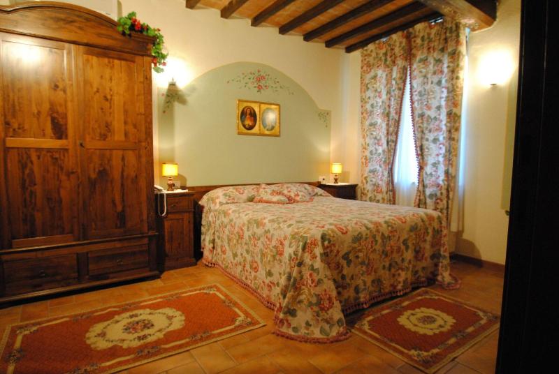 Albergo Torre Sangiovanni - Oda
