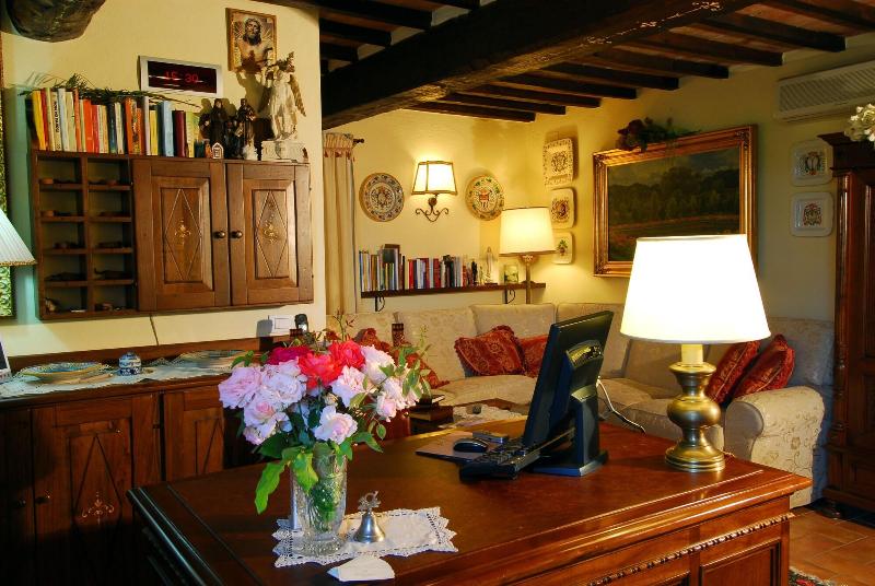 Albergo Torre Sangiovanni - Oda