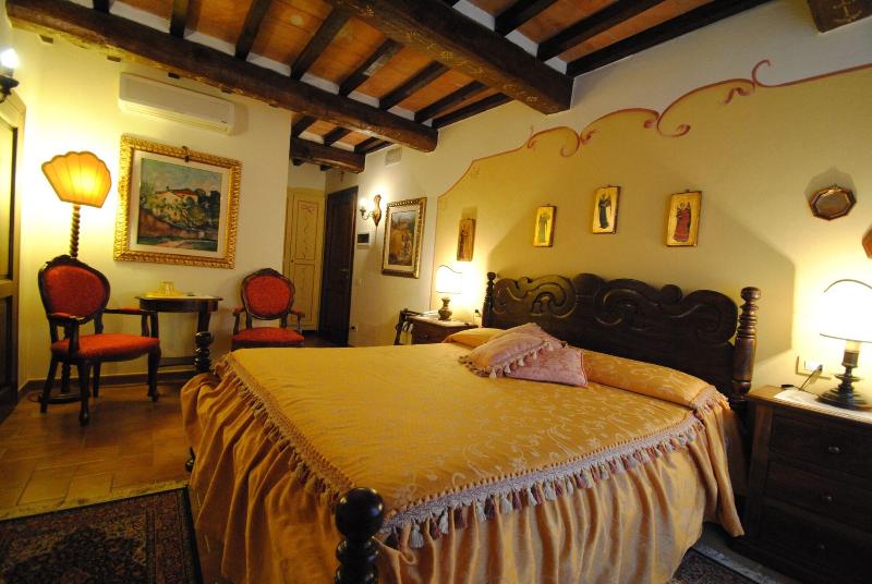 Albergo Torre Sangiovanni - Oda