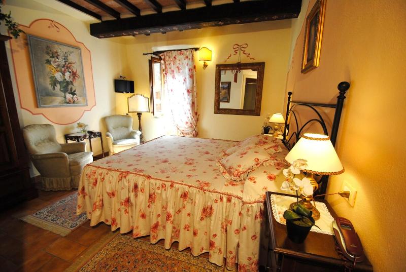 Albergo Torre Sangiovanni - Oda
