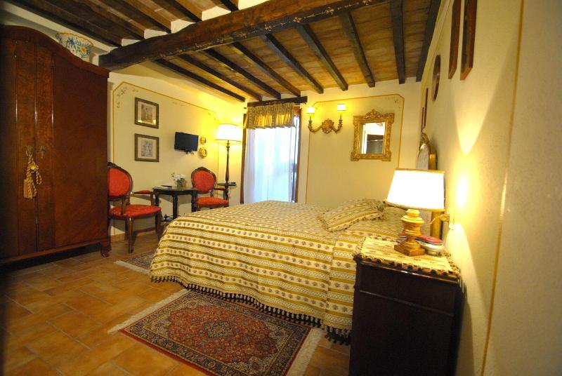 Albergo Torre Sangiovanni - Oda