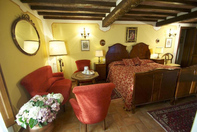 Albergo Torre Sangiovanni - Oda