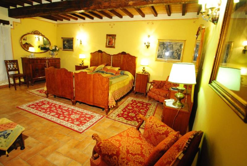 Albergo Torre Sangiovanni - Oda