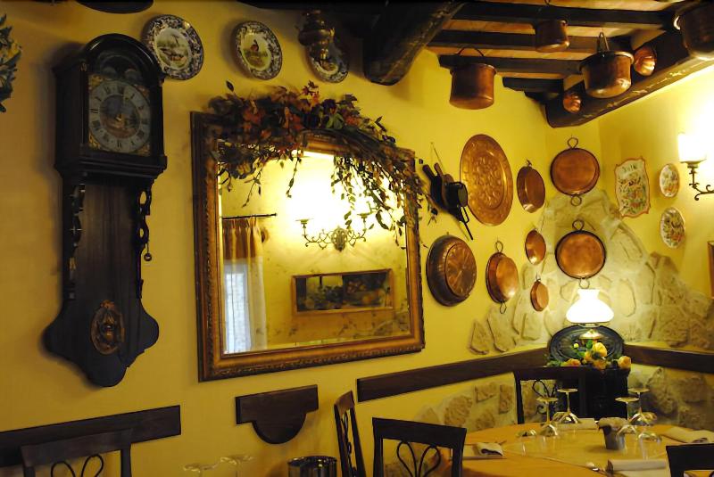 Albergo Torre Sangiovanni - Restoran