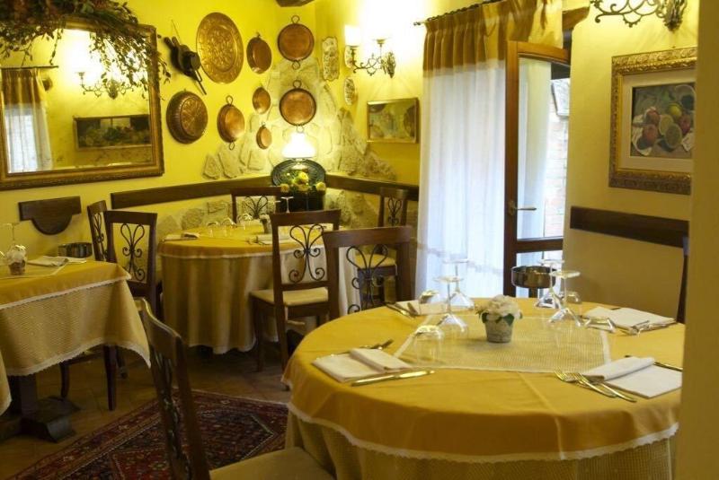 Albergo Torre Sangiovanni - Restoran