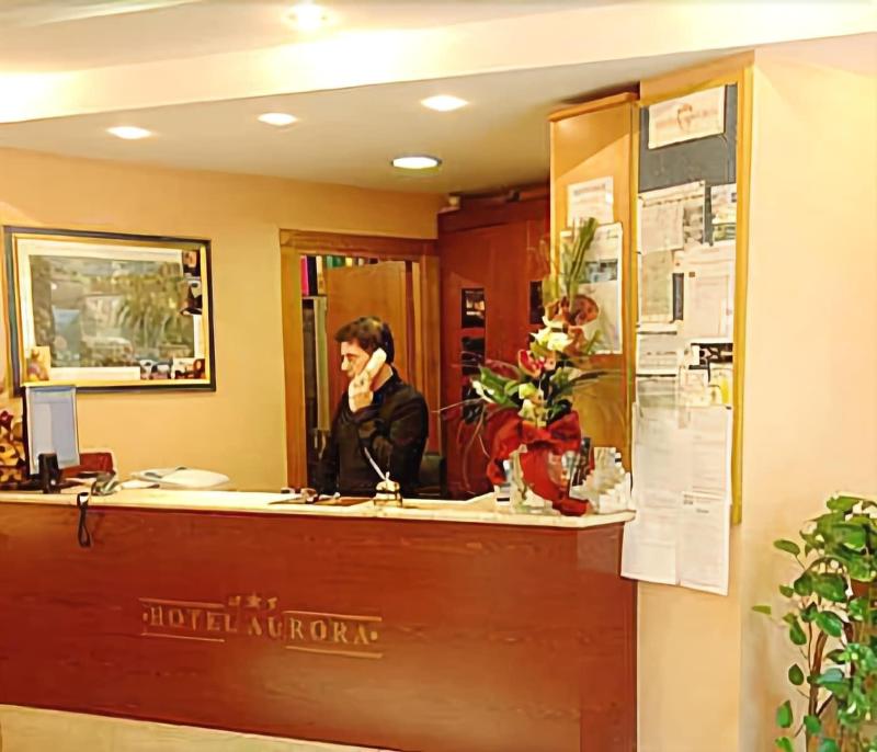 Hotel Aurora - Lobi
