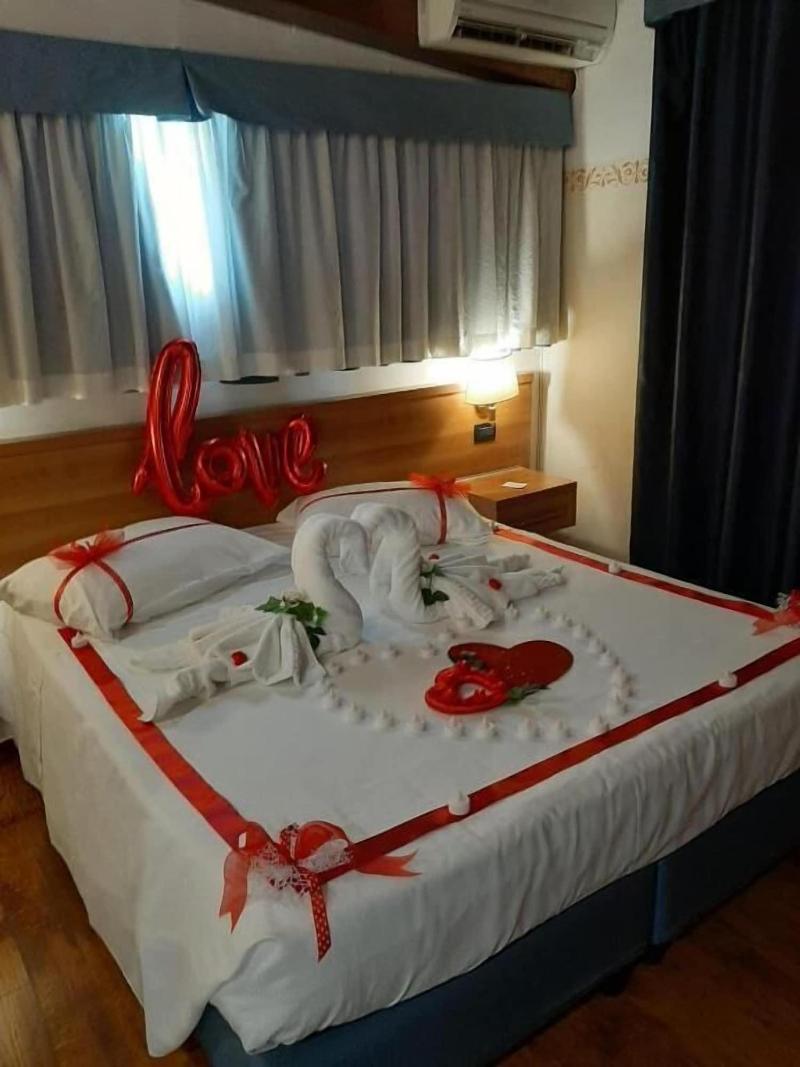 Hotel Aurora - Oda