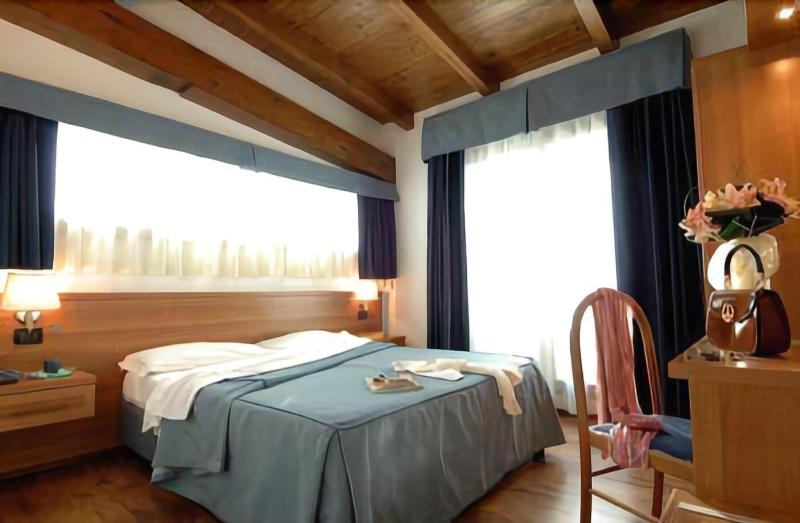 Hotel Aurora - Oda
