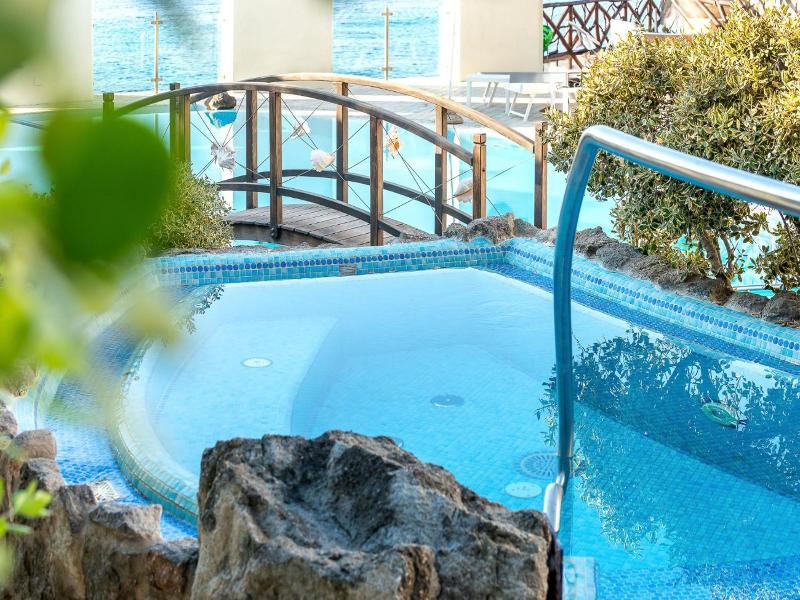 Hotel Tritone Resort & Spa - Genel