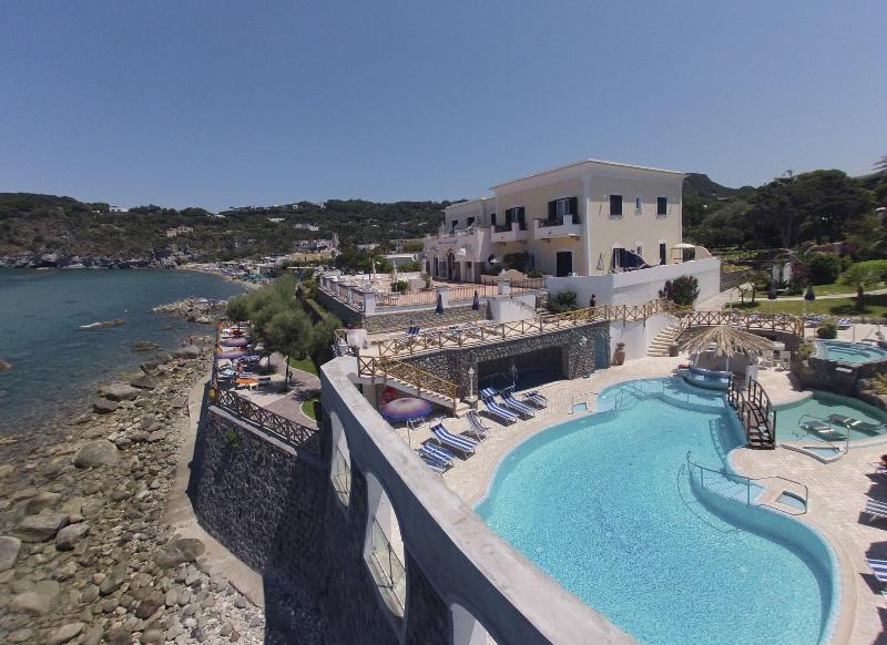 Hotel Tritone Resort & Spa - Havuz