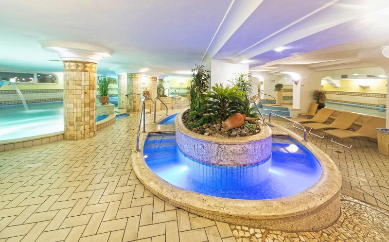 Hotel Tritone Resort & Spa - Havuz