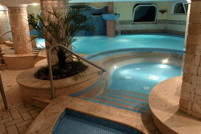 Hotel Tritone Resort & Spa - Havuz