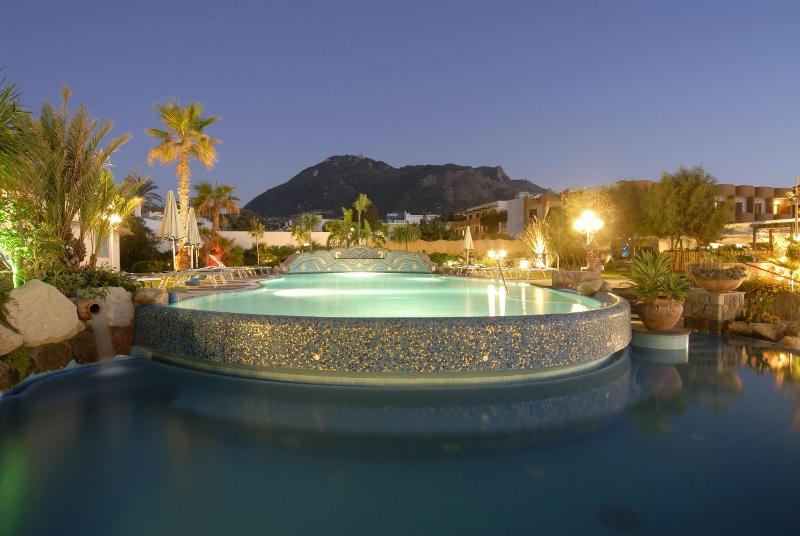 Hotel Tritone Resort & Spa - Havuz