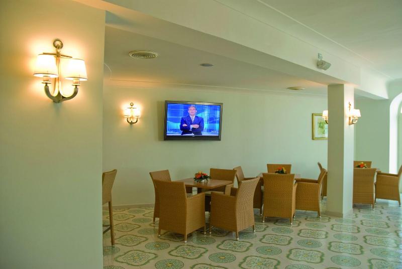 Hotel Rivamare - Lobi