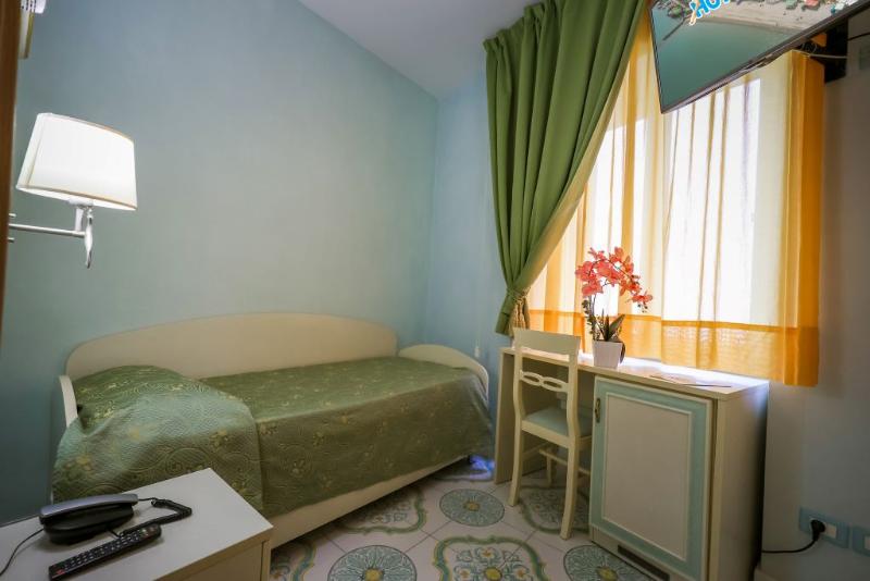 Hotel Rivamare - Oda