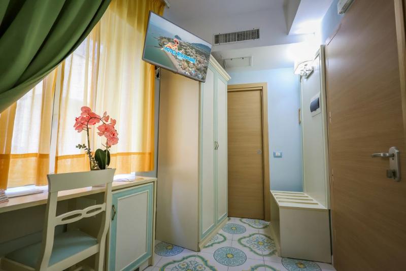 Hotel Rivamare - Oda