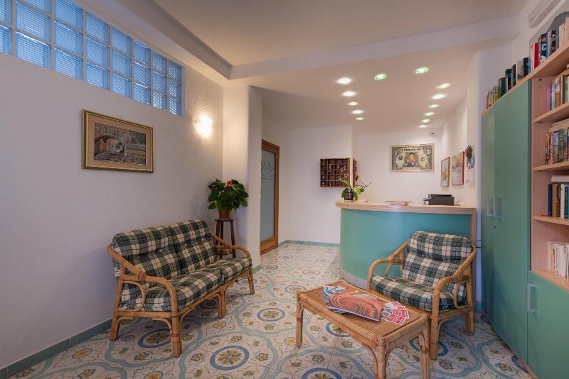 Hotel Villa Sirena - Lobi