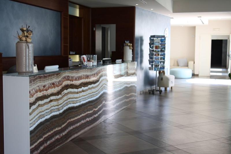 Le Dune Suite Hotel - Lobi