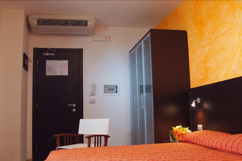Hotel Club Ravezzo - Oda