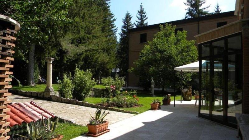 LH Albergo il Picchio - Genel